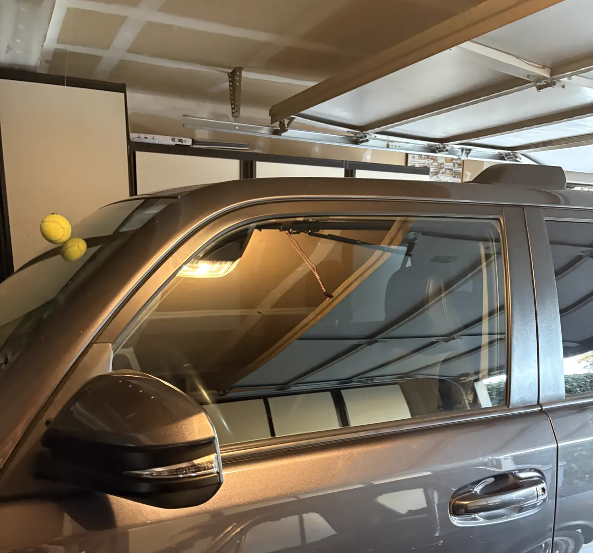 New front door glass installed on an SUV by Very Smooth Auto Glass
